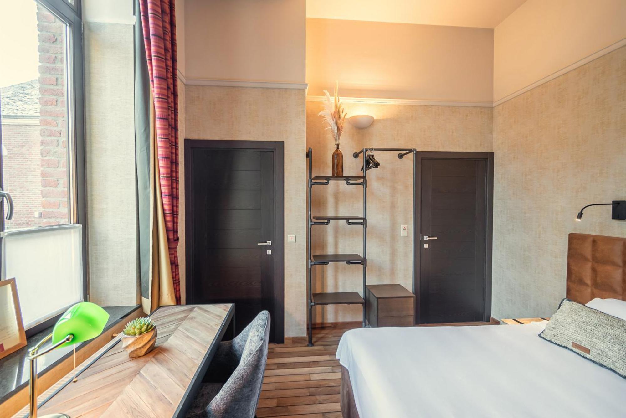 Hotel Des Comtes Durbuy Pokoj fotografie