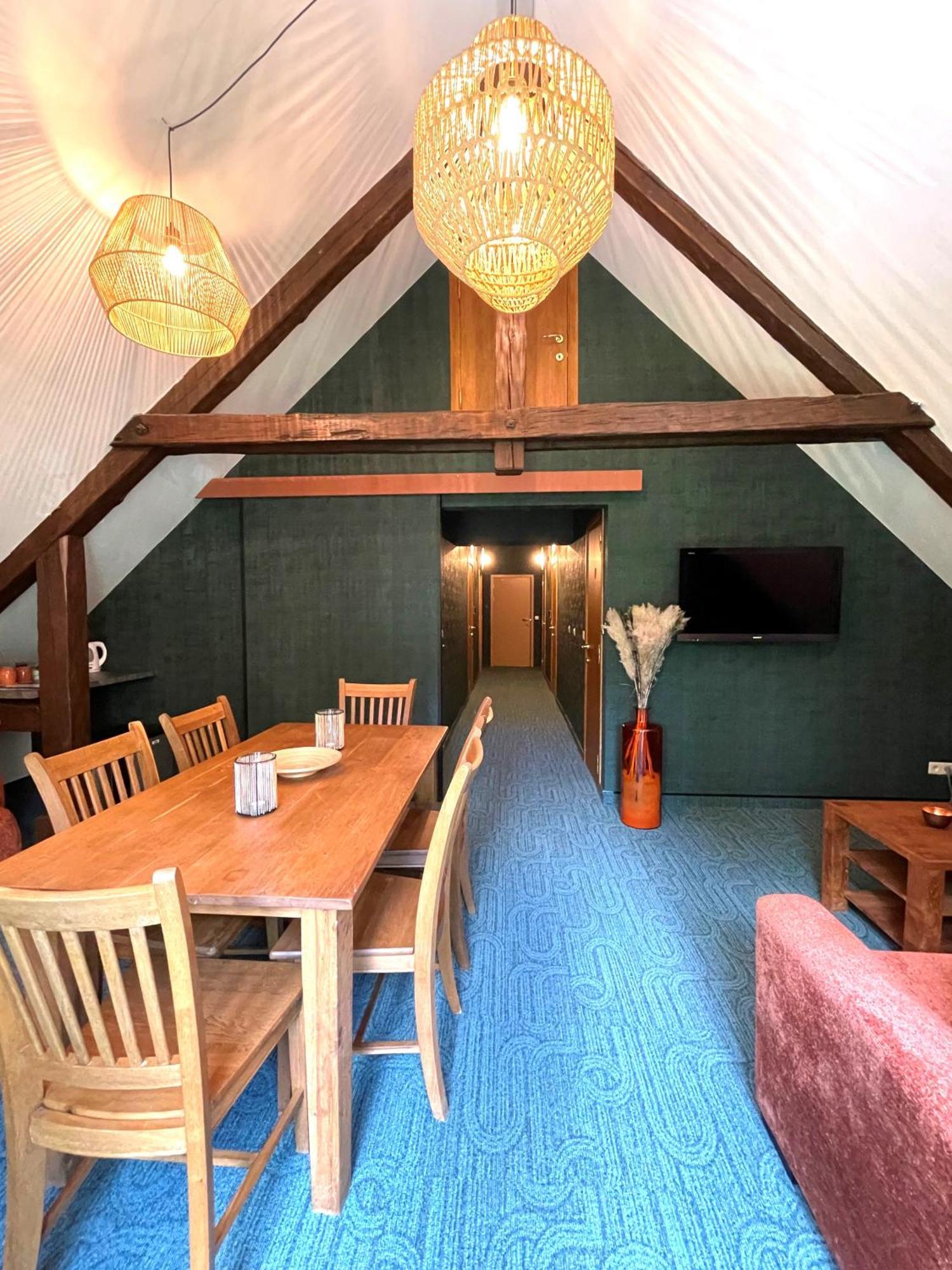 Hotel Des Comtes Durbuy Pokoj fotografie
